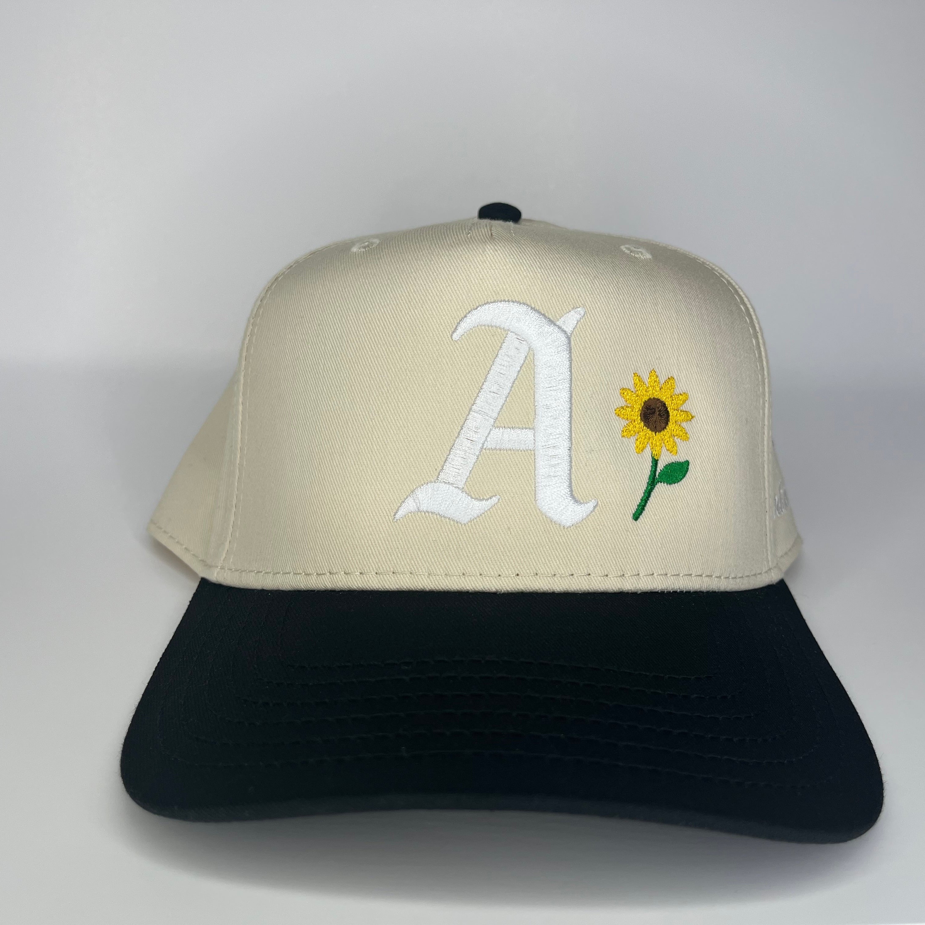 A~bloom of Art Hat