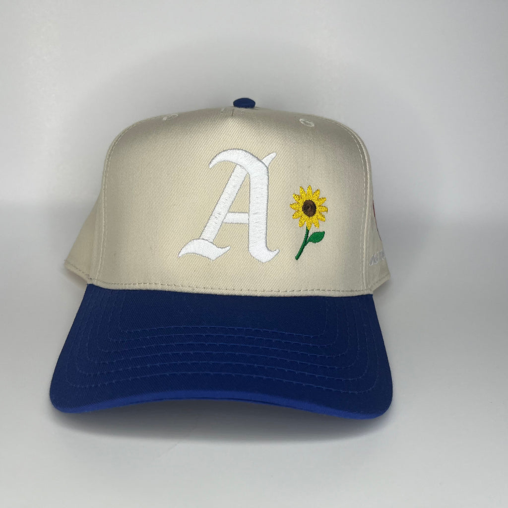 A~bloom of Art Hat